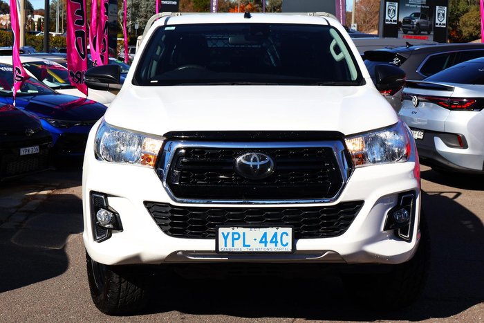 2019 Toyota Hilux SR