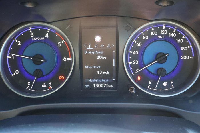 2019 Toyota Hilux SR