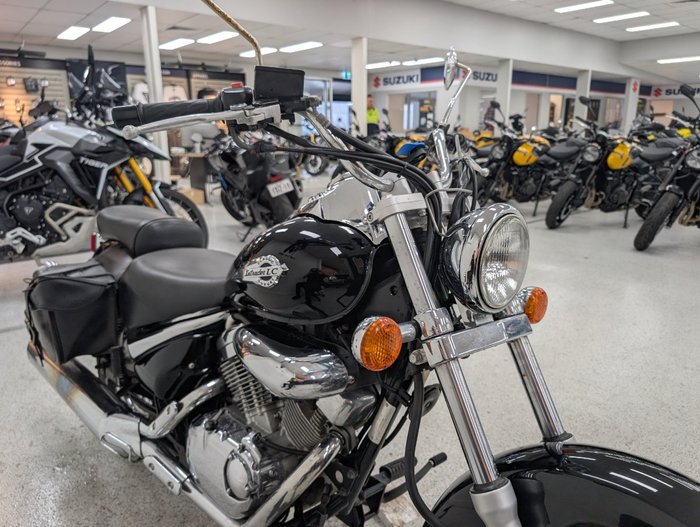 2013 Suzuki VL250 (LC250 INTRUDER) Black