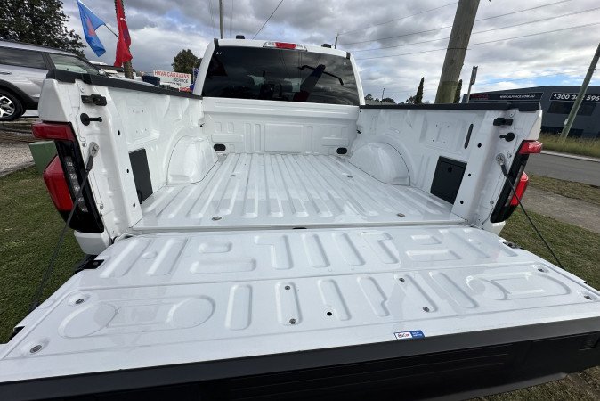 2024 FORD F150