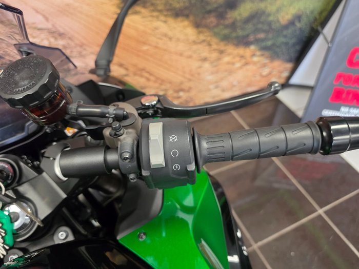 2024 Kawasaki NINJA 1000SX GREEN