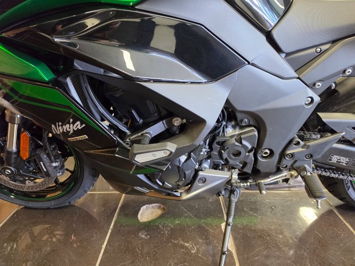 2024 Kawasaki NINJA 1000SX GREEN