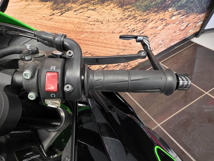 2024 Kawasaki NINJA ZX-6R (636) KRT EDITION GREEN