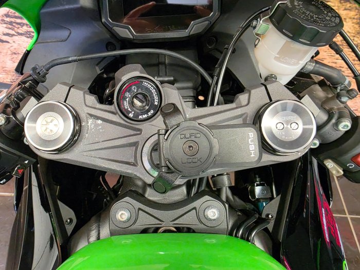 2024 Kawasaki NINJA ZX-6R (636) KRT EDITION GREEN