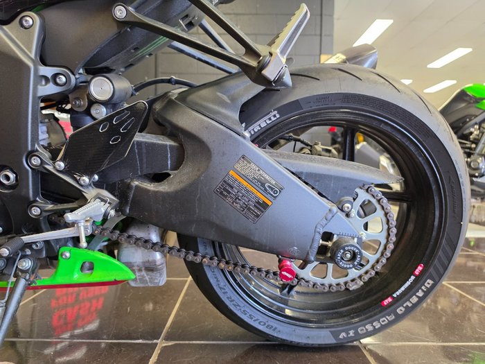 2024 Kawasaki NINJA ZX-6R (636) KRT EDITION GREEN
