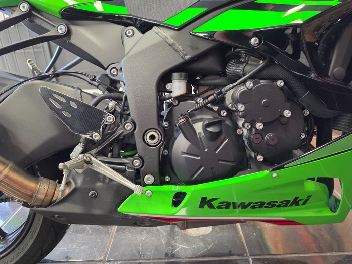 2024 Kawasaki NINJA ZX-6R (636) KRT EDITION GREEN