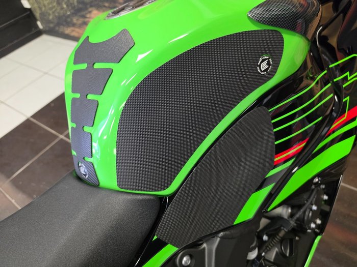 2024 Kawasaki NINJA ZX-6R (636) KRT EDITION GREEN