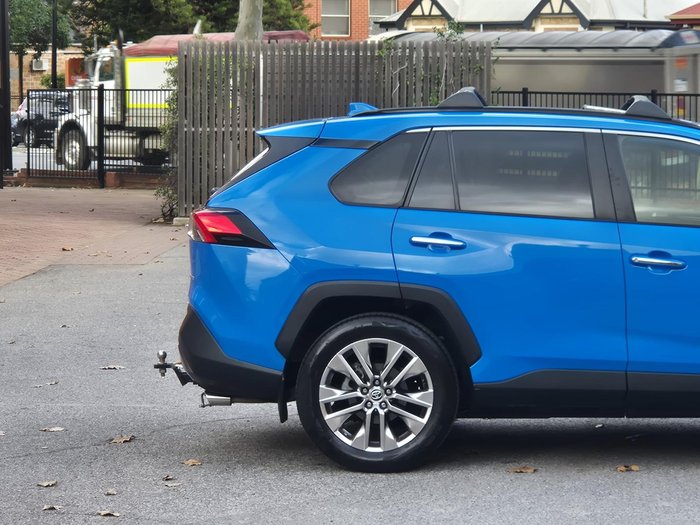 2020 Toyota RAV4 Cruiser