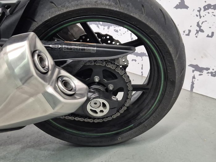2024 Kawasaki Z1000 ABS Z Green