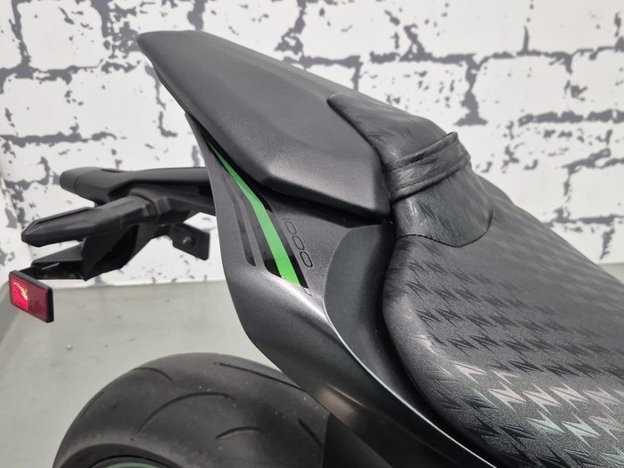 2024 Kawasaki Z1000 ABS Z Green