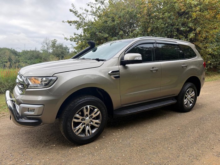 2015 Ford Everest Trend