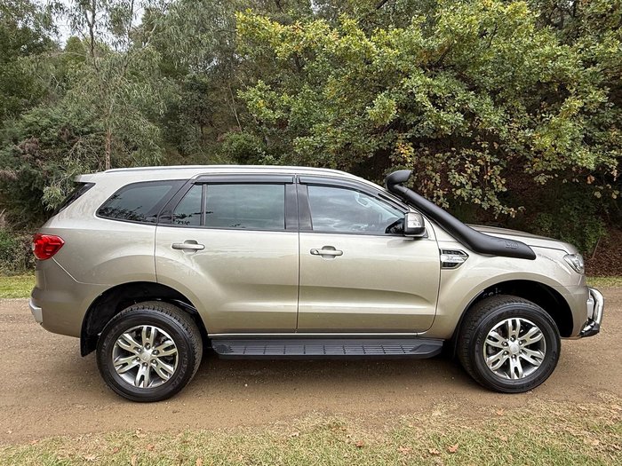 2015 Ford Everest Trend