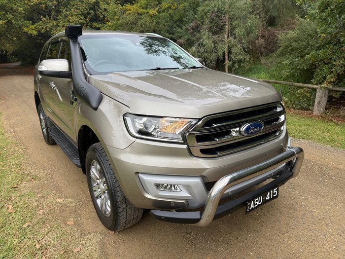2015 Ford Everest Trend