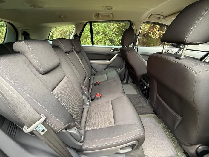 2015 Ford Everest Trend