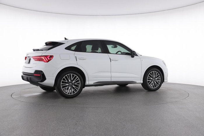 2022 Audi Q3 35 TFSI S line