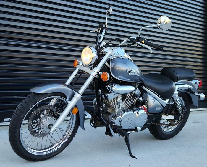 2014 Suzuki Intruder 250LC (VL250) Intruder Silver