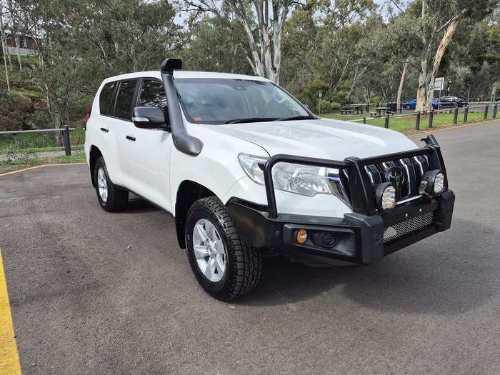 2022 Toyota Landcruiser Prado GX
