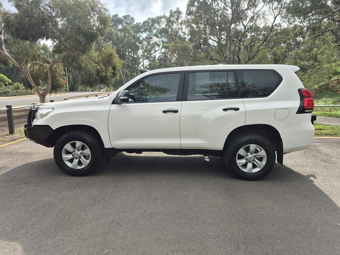 2022 Toyota Landcruiser Prado GX