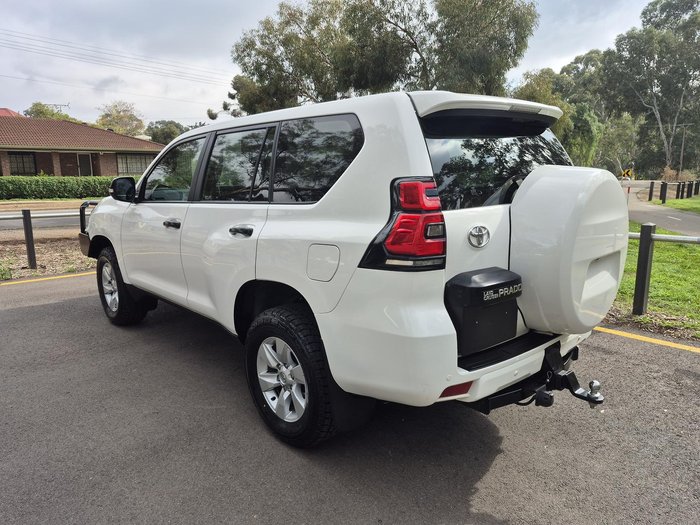 2022 Toyota Landcruiser Prado GX