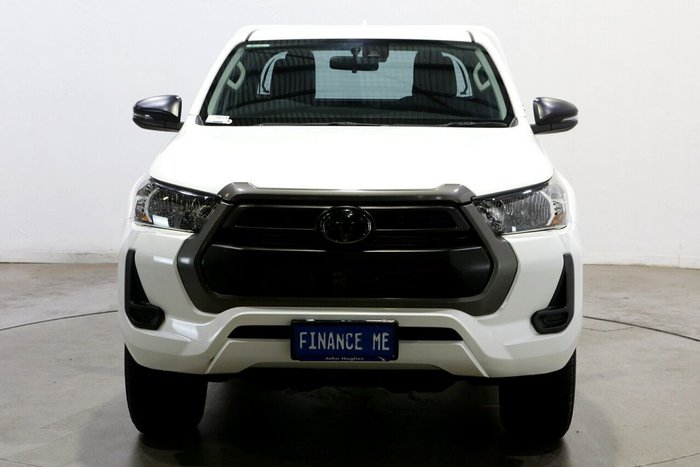 2022 Toyota Hilux SR