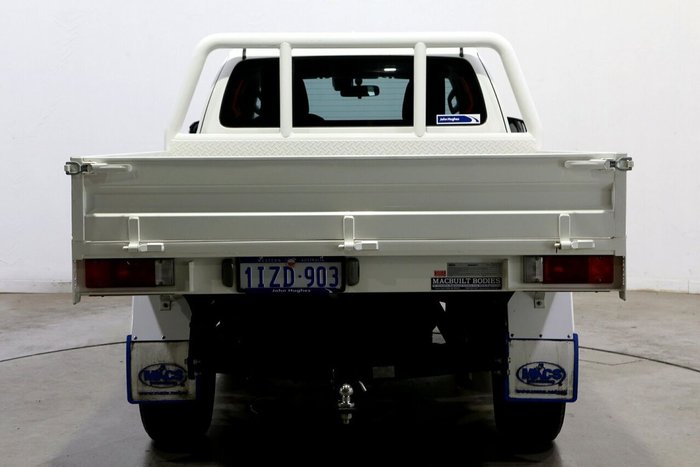 2022 Toyota Hilux SR
