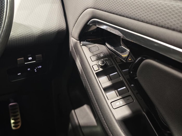 2021 Land Rover Range Rover Evoque P200 R-Dynamic S