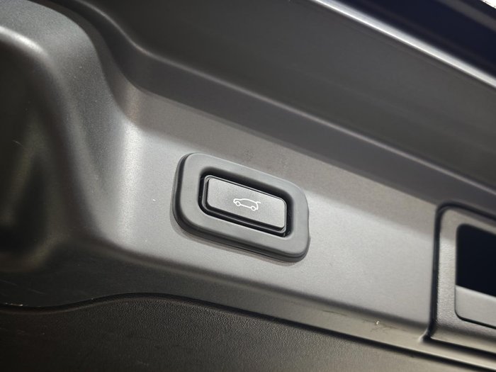 2021 Land Rover Range Rover Evoque P200 R-Dynamic S