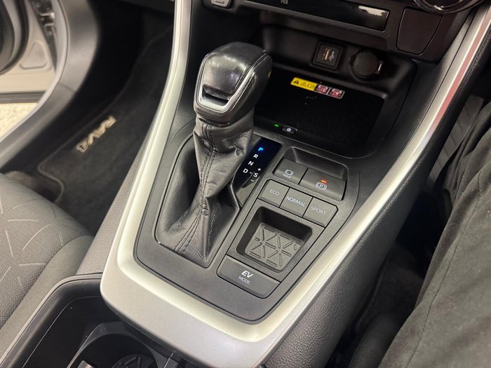 2023 Toyota RAV4 GXL AXAH52R Silver Sky