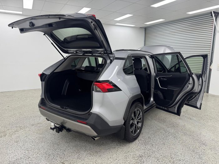 2023 Toyota RAV4 GXL AXAH52R Silver Sky