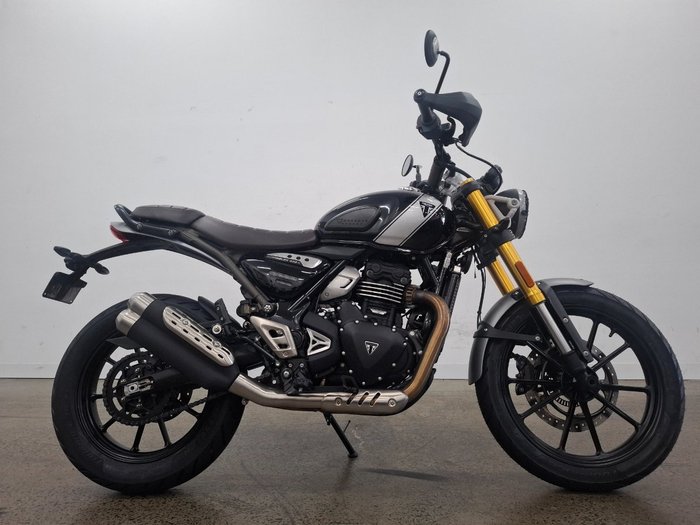 2024 Triumph SCRAMBLER 400 X BLACK META