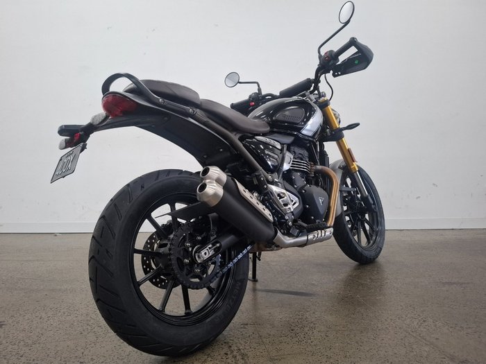 2024 Triumph SCRAMBLER 400 X BLACK META