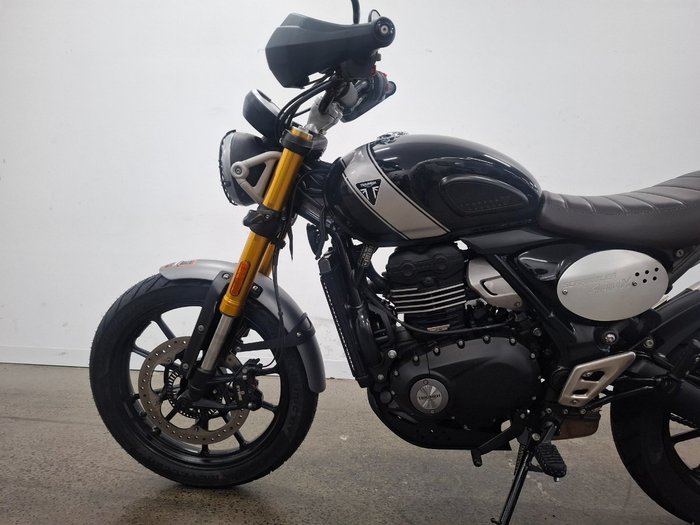 2024 Triumph SCRAMBLER 400 X BLACK META