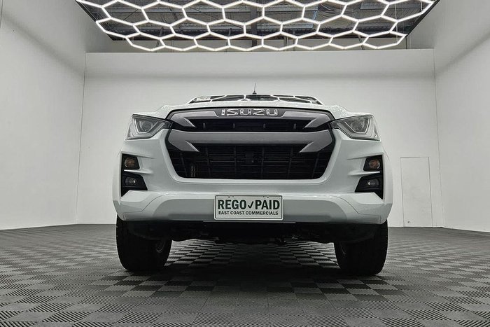 2022 Isuzu D-MAX LS-M