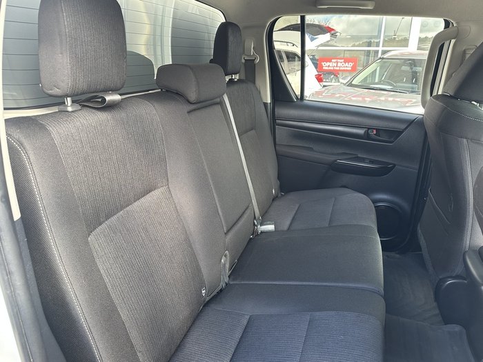 2020 Toyota Hilux SR