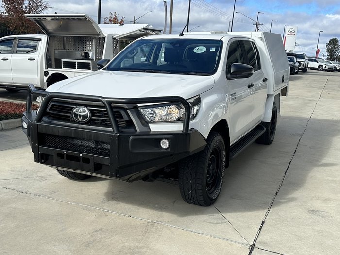 2020 Toyota Hilux SR