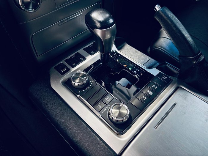 2019 Toyota Landcruiser Sahara