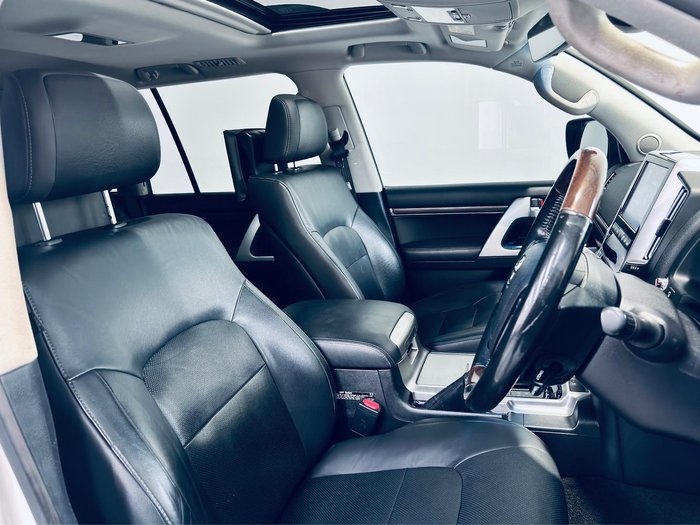 2019 Toyota Landcruiser Sahara