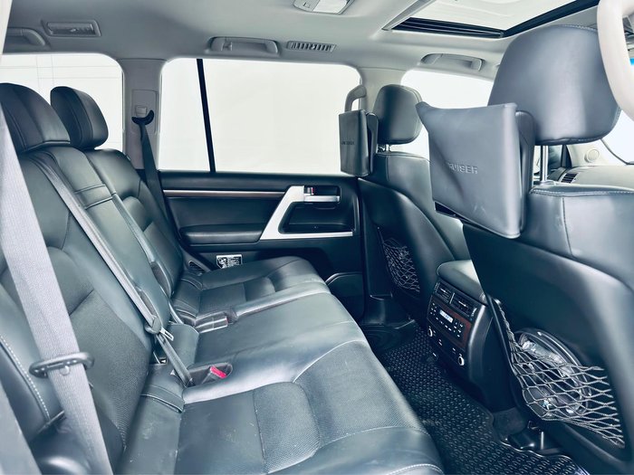 2019 Toyota Landcruiser Sahara