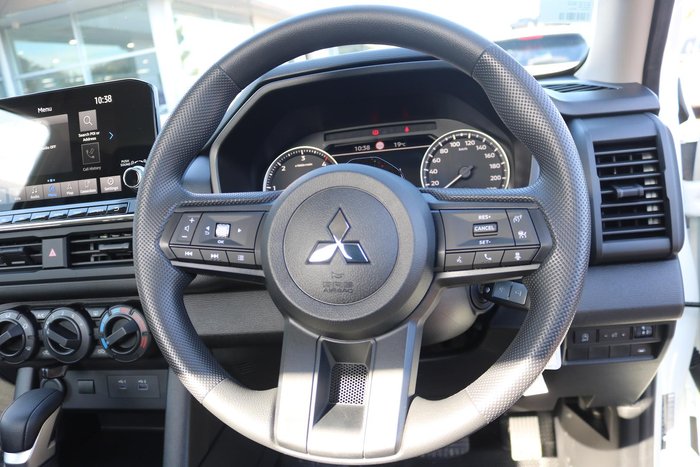 2026 Mitsubishi Triton GLX