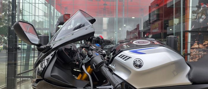 2025 Yamaha YZF-R15M SILVER
