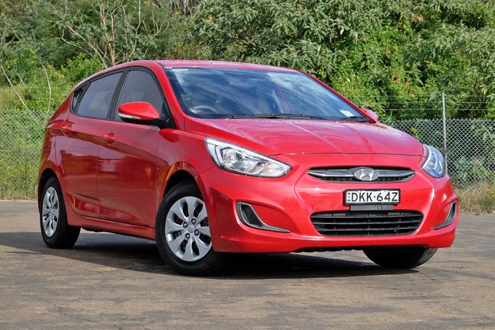 2017 Hyundai Accent Active