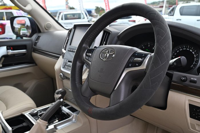 2020 Toyota Landcruiser VX VDJ200R 4X4 Dual Range Merlot Red