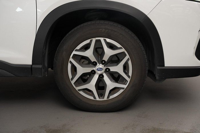 2020 Subaru Forester 2.5i