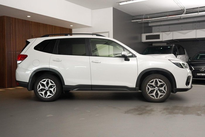 2020 Subaru Forester 2.5i