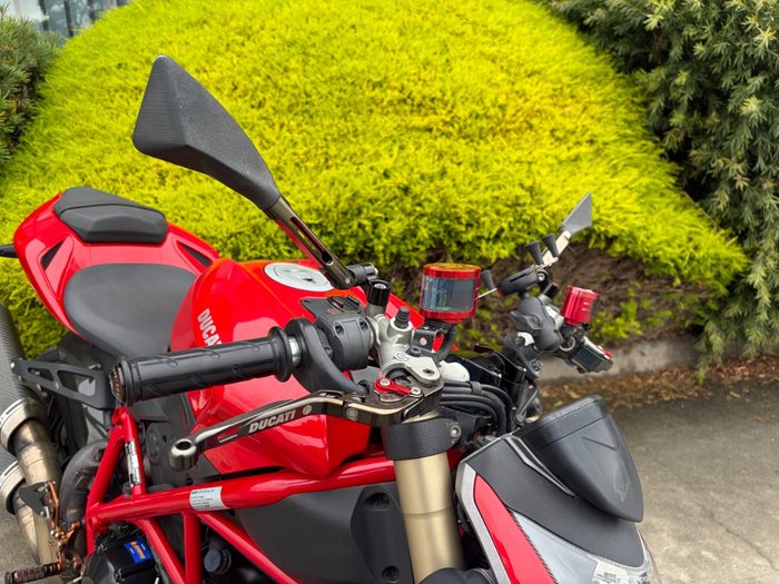 2014 DUCATI STREETFIGHTER 848 Red