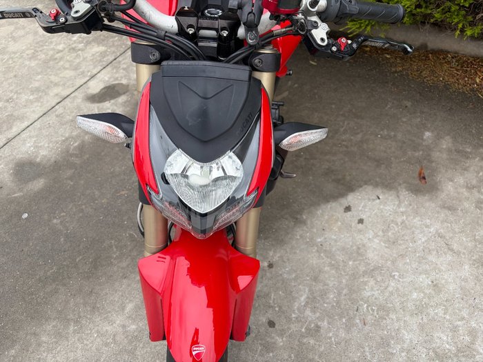 2014 DUCATI STREETFIGHTER 848 Red
