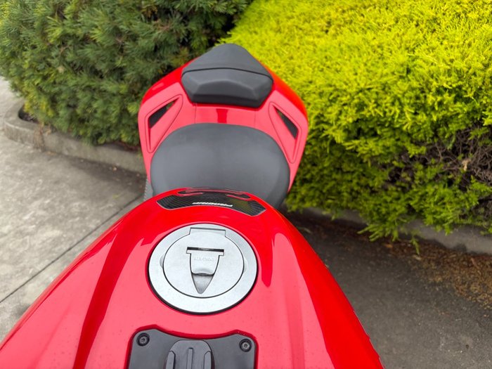 2014 DUCATI STREETFIGHTER 848 Red