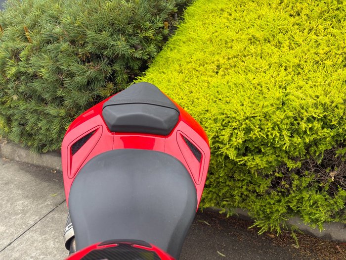 2014 DUCATI STREETFIGHTER 848 Red