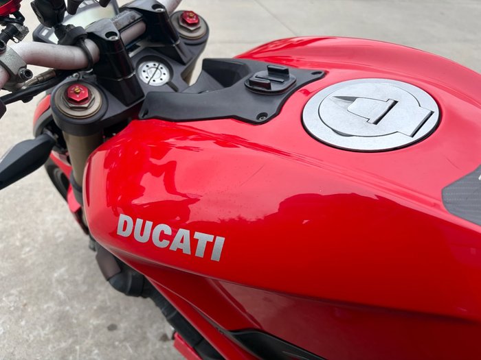 2014 DUCATI STREETFIGHTER 848 Red