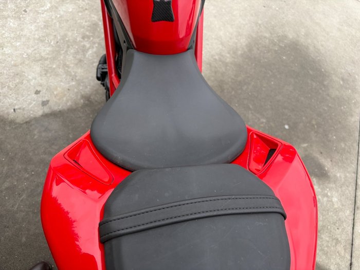 2014 DUCATI STREETFIGHTER 848 Red